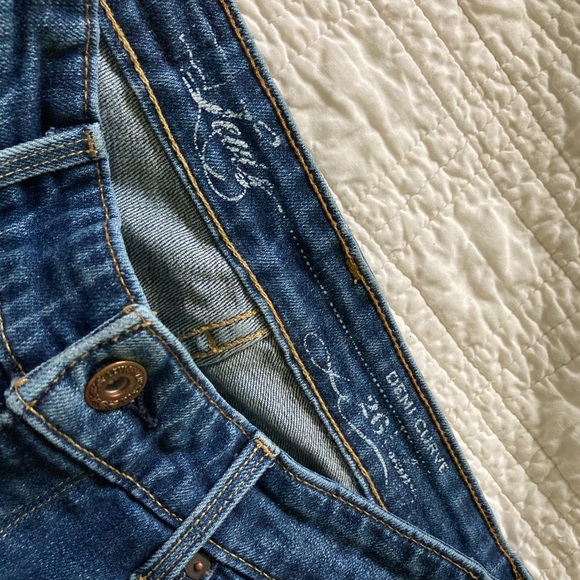 Levi’s distressed Demi Curve Skinny Jeans 26x30 Size 26 short - Picture 4 of 4